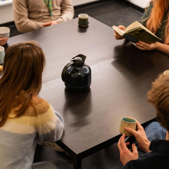 Læsekreds i samtale