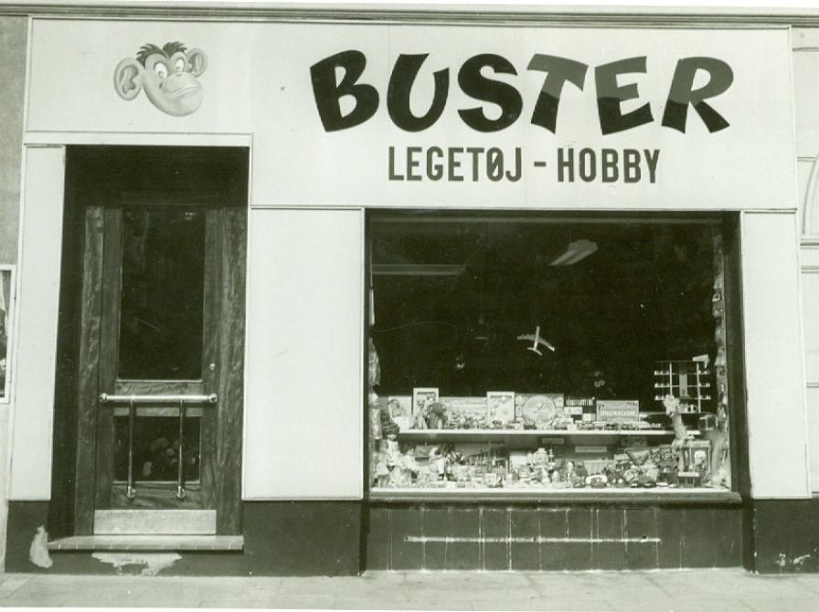 Storgade 15 - Legetøjsbutik Buster