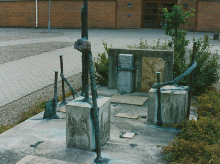 mellem 2 akter